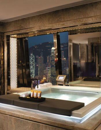 Cloud Nine Stay at The Ritz-Carlton Suite, Hong Kong