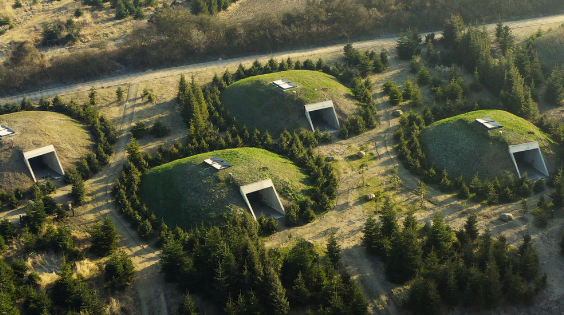 Why Dark Retreats Are the New Light in Wellness